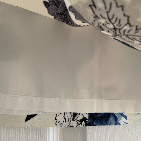 Loft skirt size 8 - Picture 2 of 4